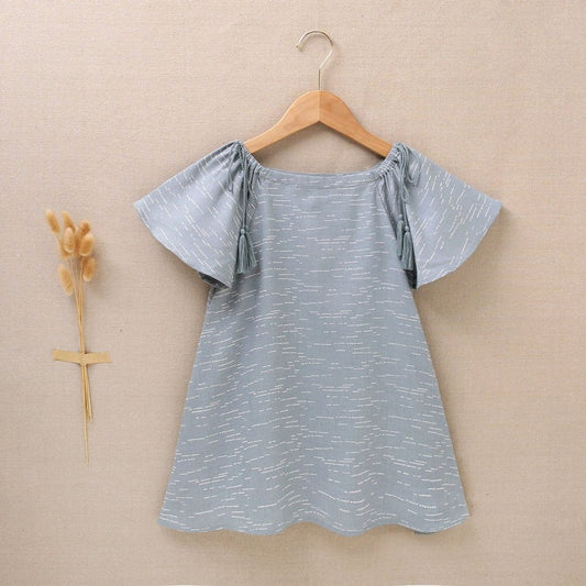 Vestido de niña estampado en color azul petróleo