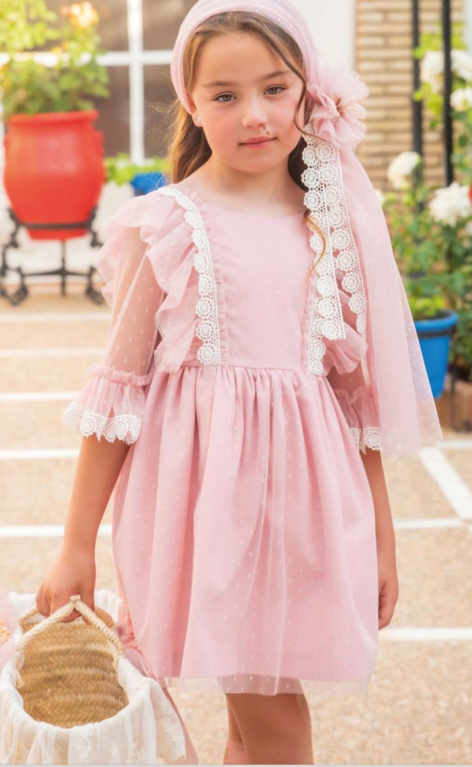 Vestido rosa palo, tul, con manga francesa