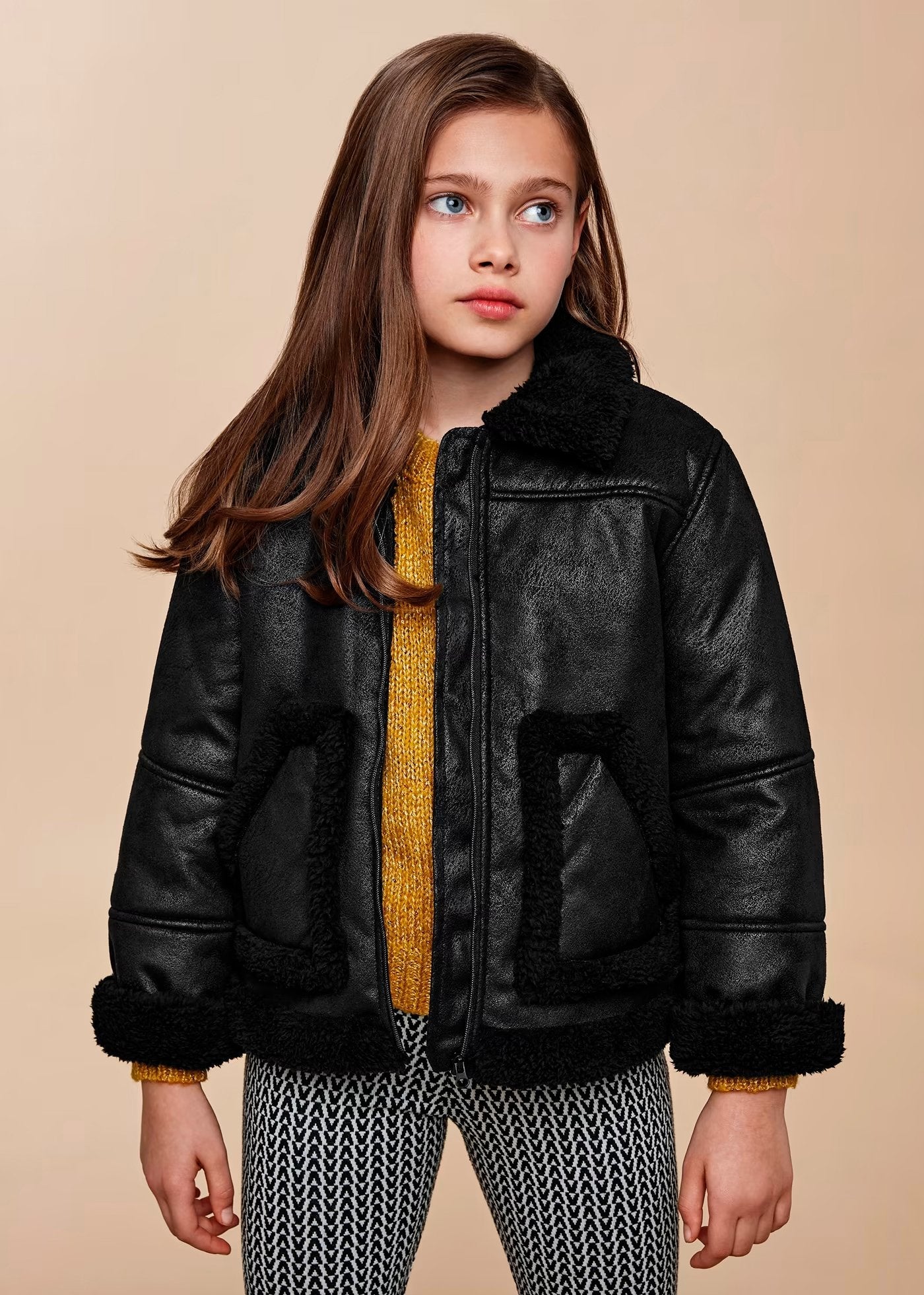 chamarra color negro, doble vista, mayoral