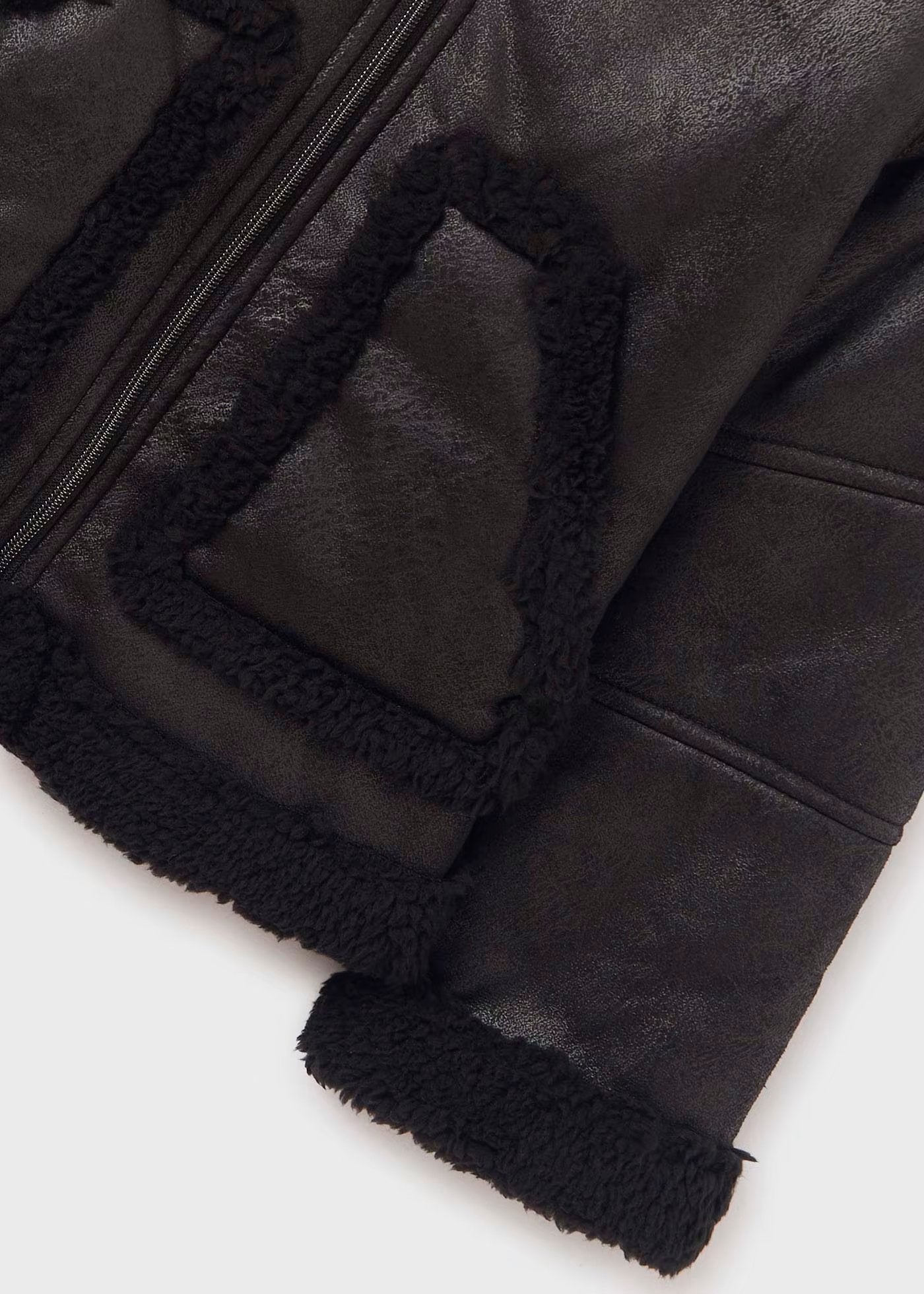 chamarra color negro, doble vista, mayoral