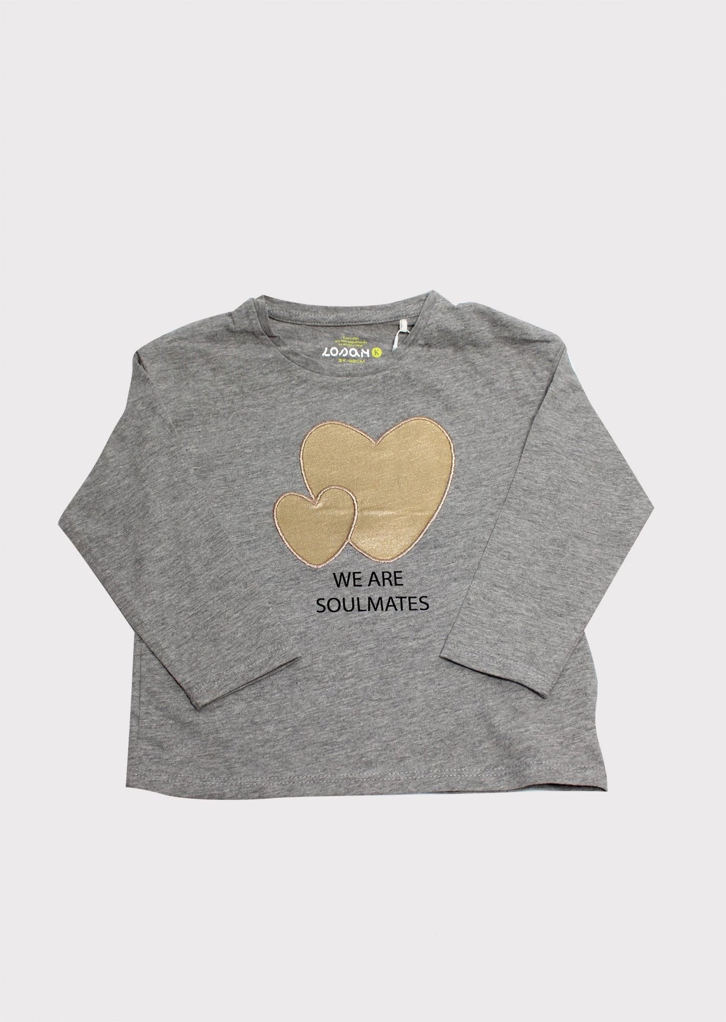 camiseta manga larga gris con parche