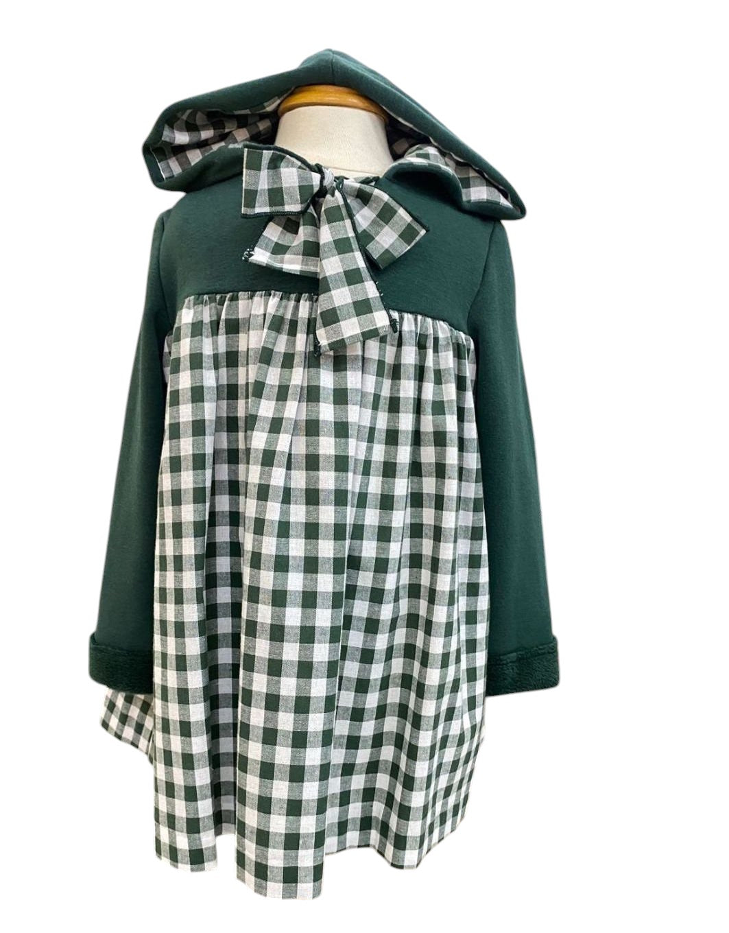Vestido verde a cuadros con capucha, babiné