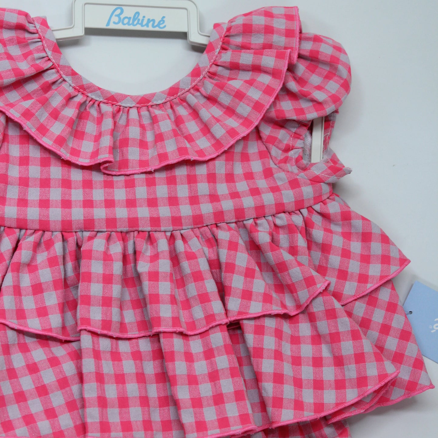 conjunto cuadros gris fiucsia