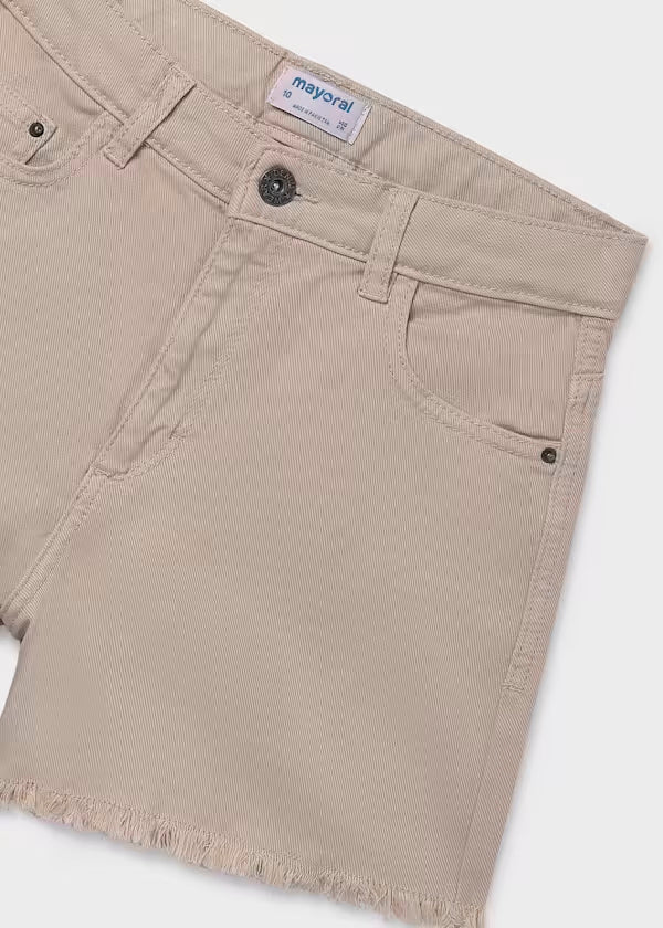 Short bolsas delanteras color arena, mayoral