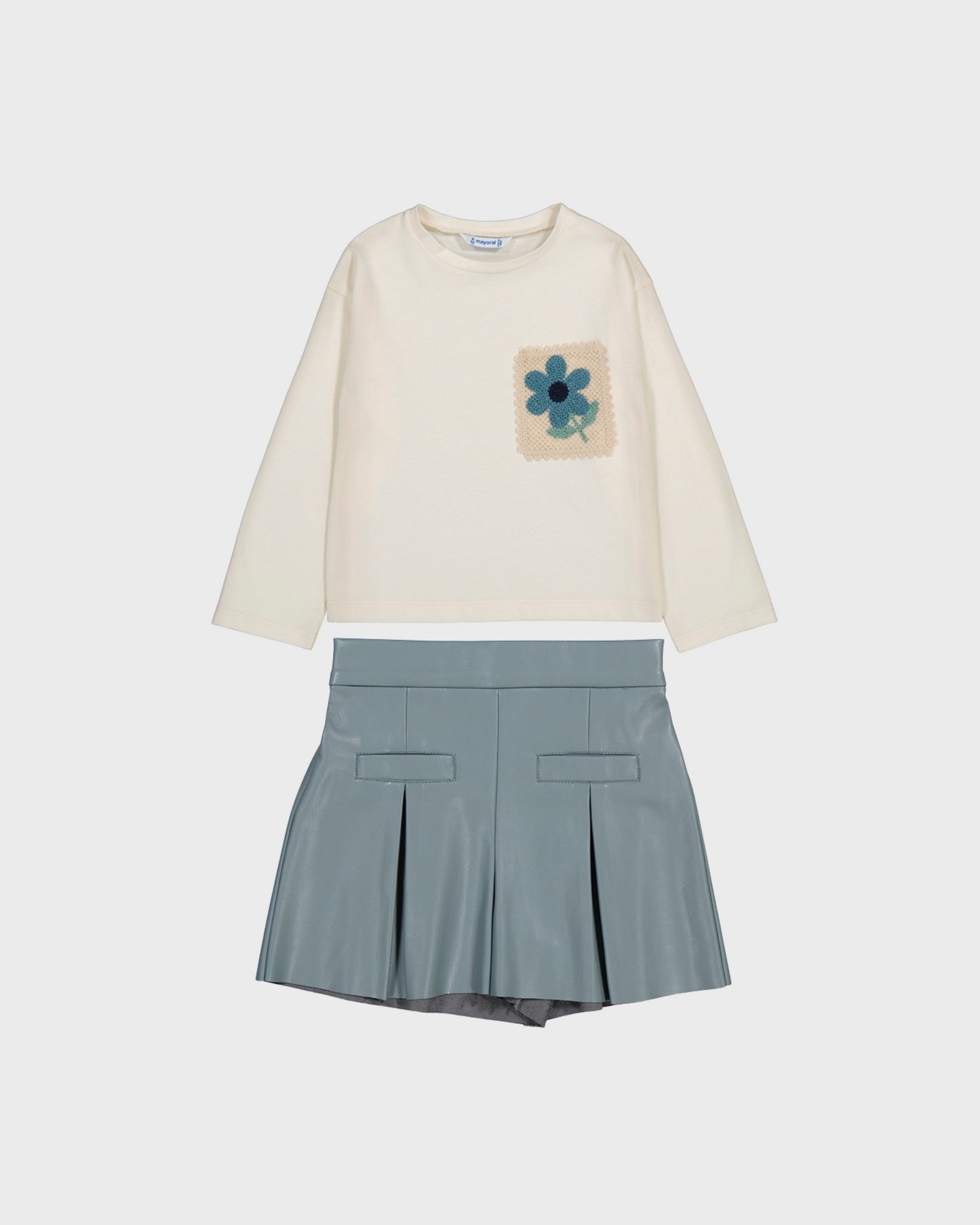 Conjunto camiseta manga larga short polipiel azul