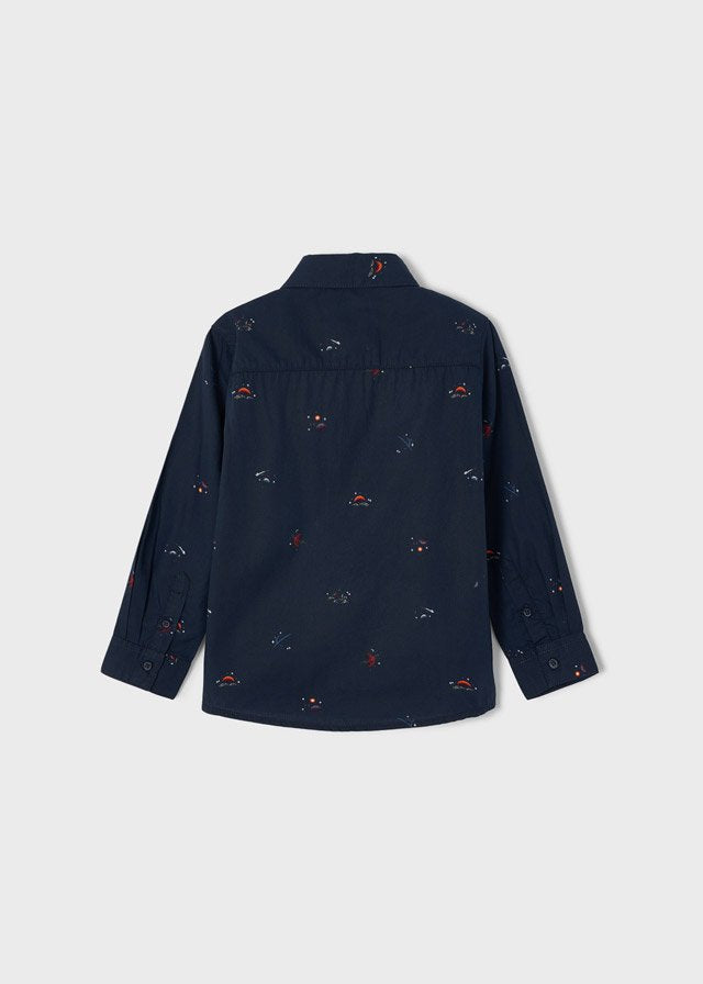 camisa azul marino estampada planetas estrellas