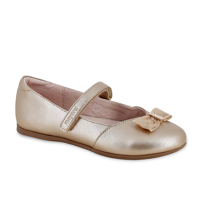 Zapato oro moño horizontal centro metal