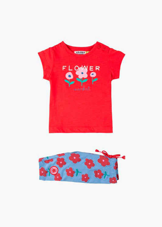 conjunto camiseta roja y leggins flores
