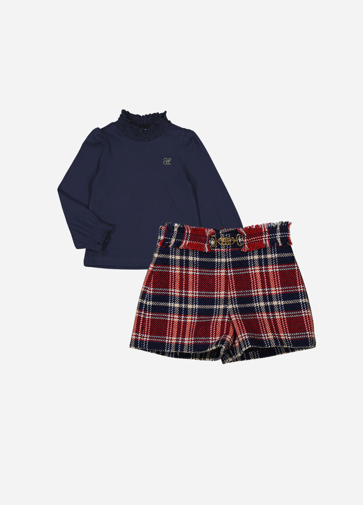 conjunto camiseta marino y short con hebilla