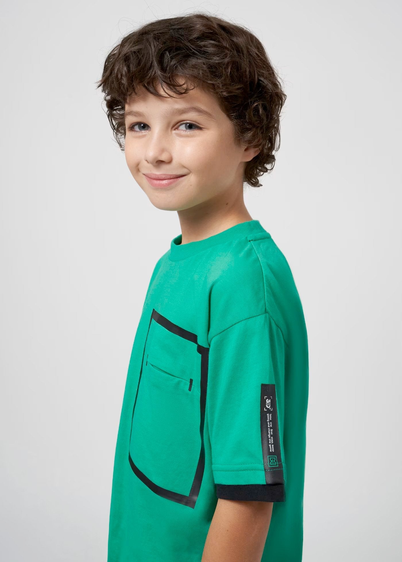 camiseta mayoral color verde para niño