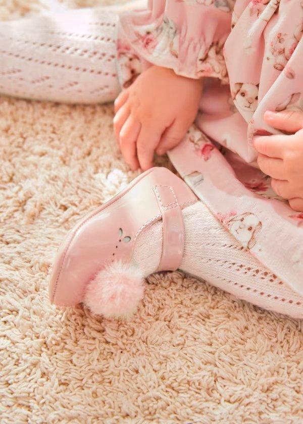 merceditas pompon color rosa, para bebé