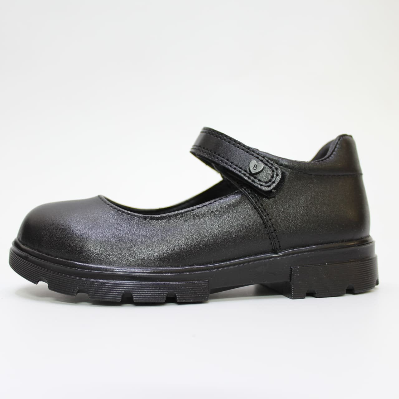 zapato negro escolar para niña