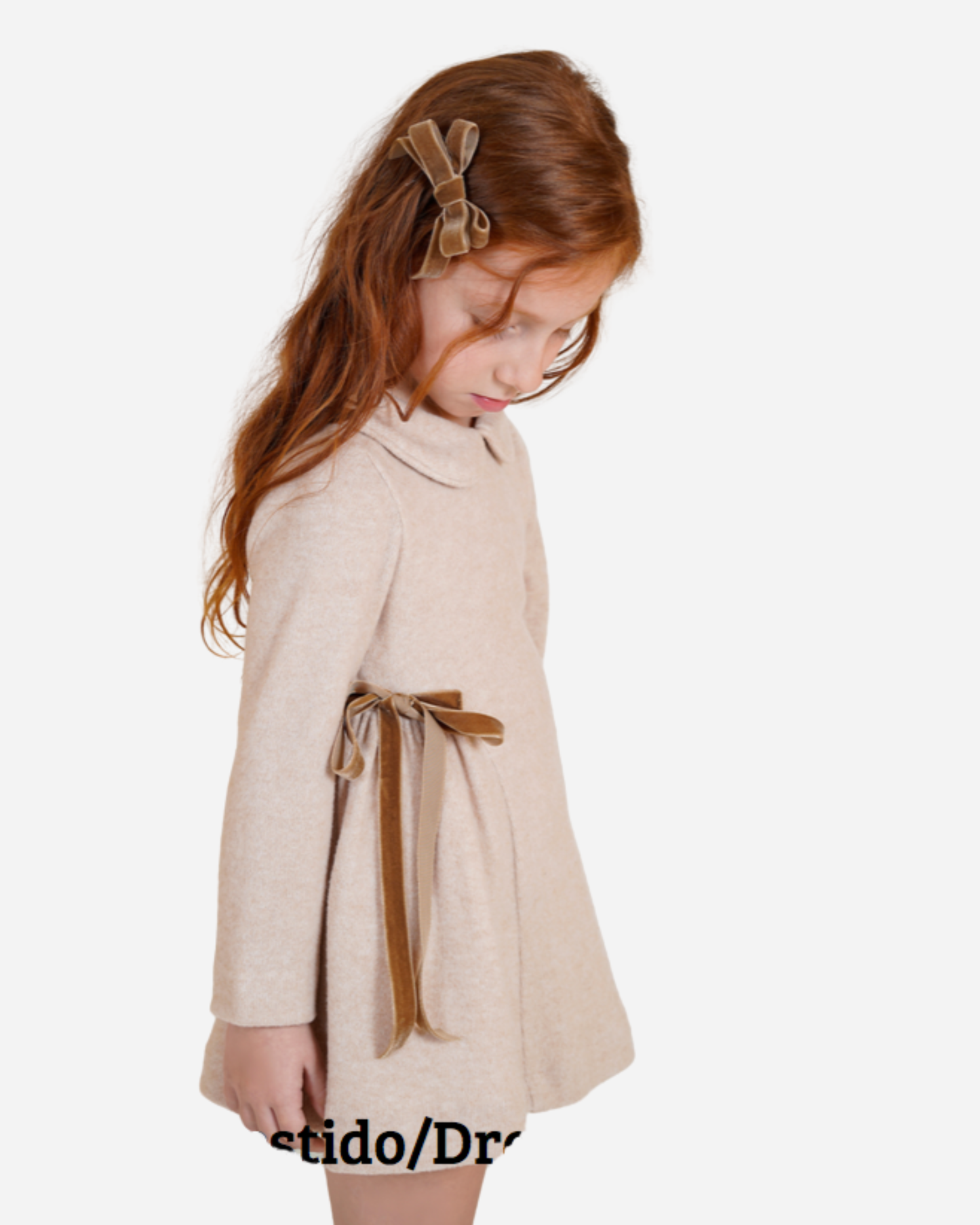 Vestido tejido beige cuello bebe 2 moños laterales terciopelo