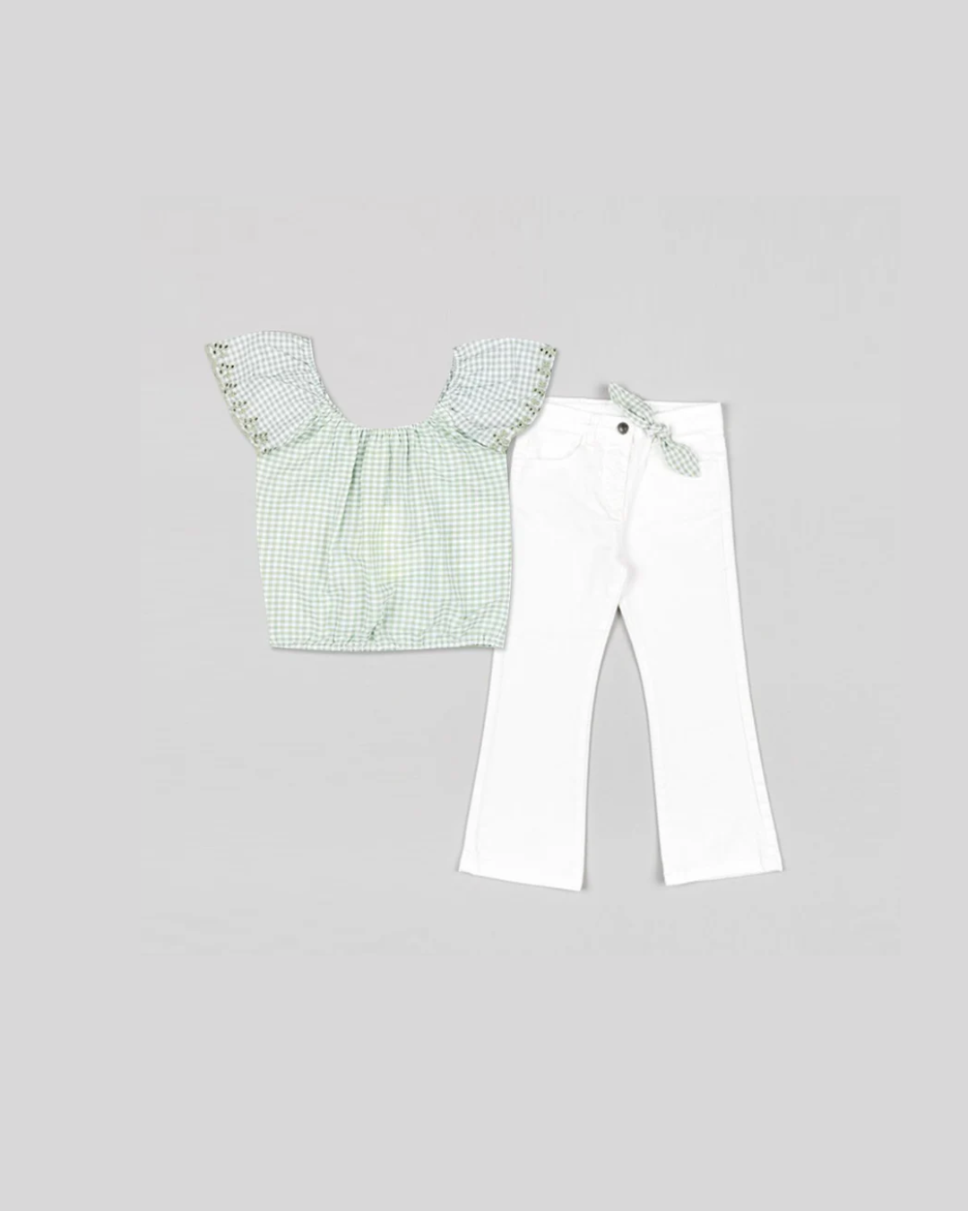 conjunto blusa pantalón color blanco blusa a cuadros verde olivo