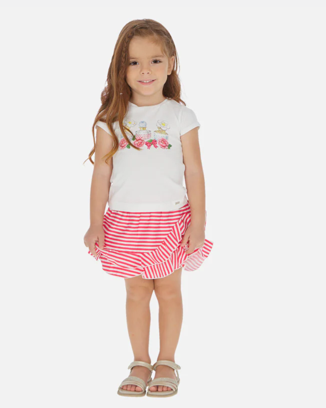 Conjunto blusa blanca perfume con falda rayas fresa