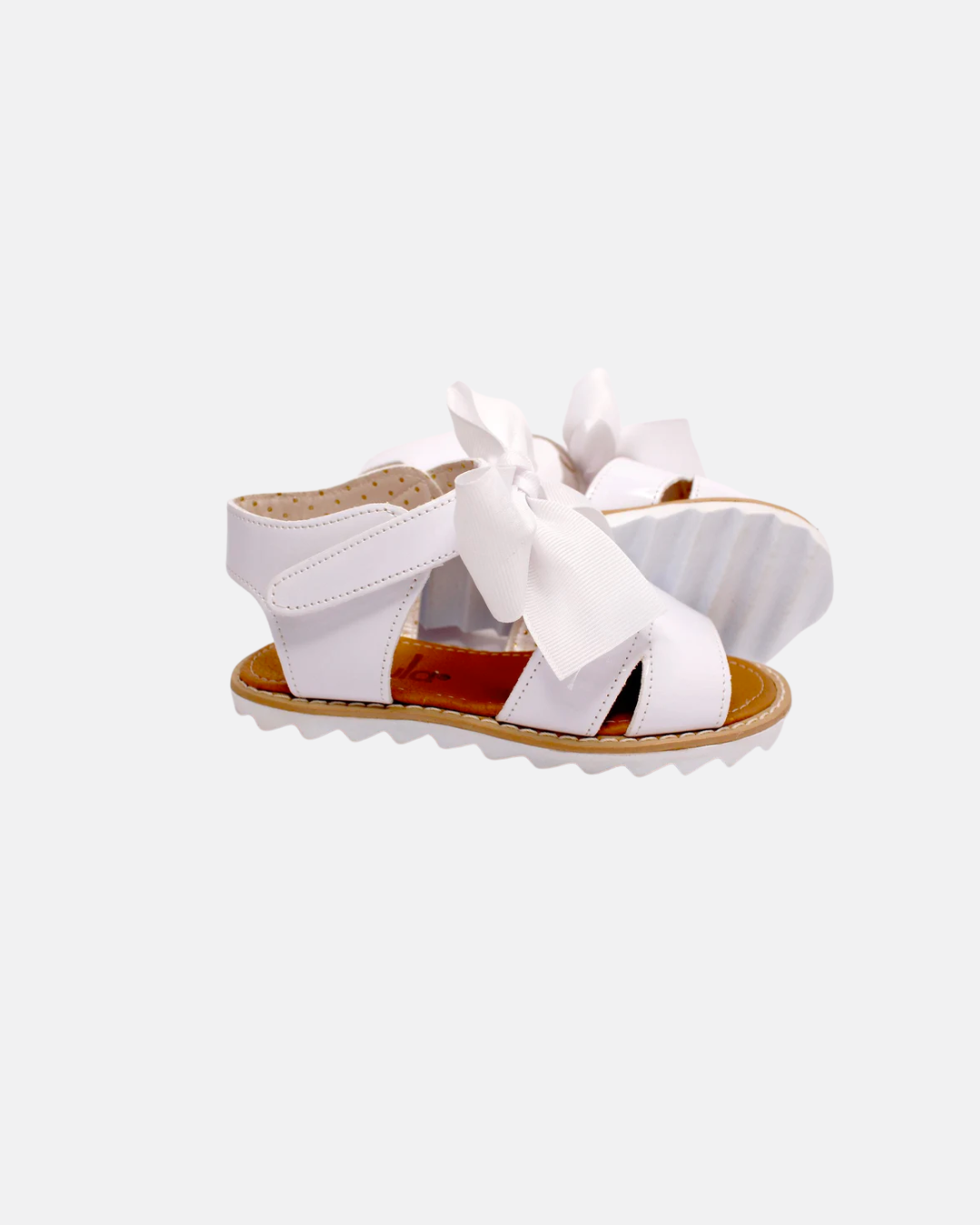 huarace blanco con liston y suela blanca