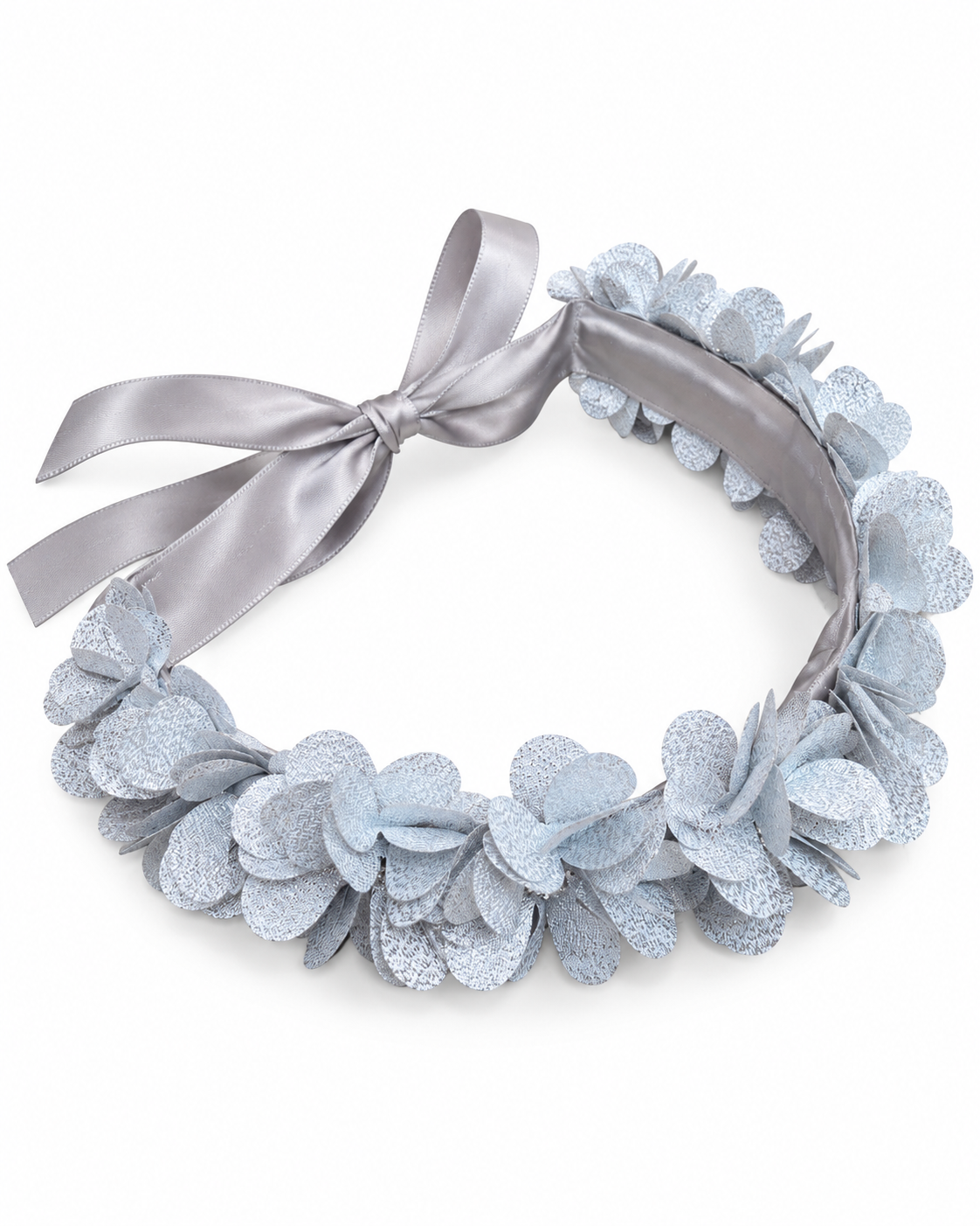Corona de flores tela con centro piedra