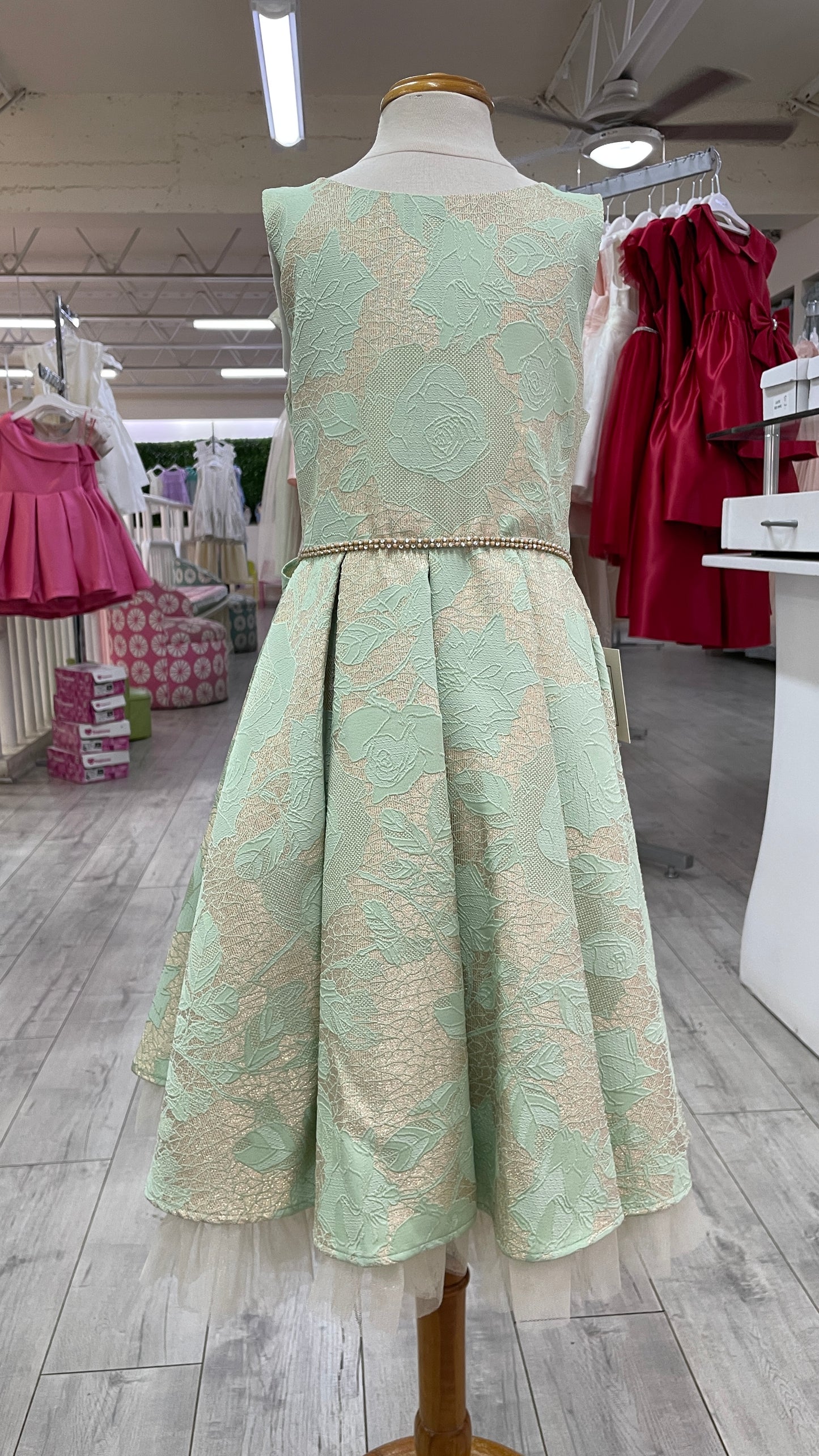 Vestido Verde Menta Brocado Cinto Dorado