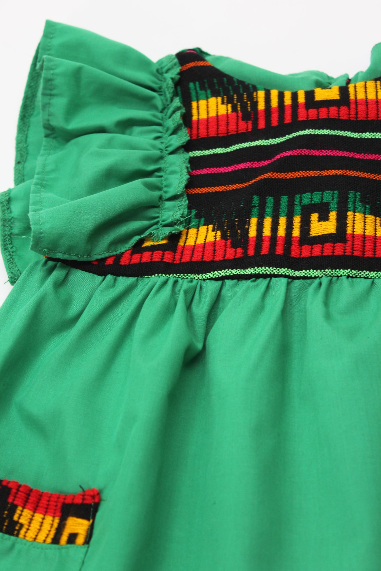 vestido patrio popelina verde bandera peto negro textura
