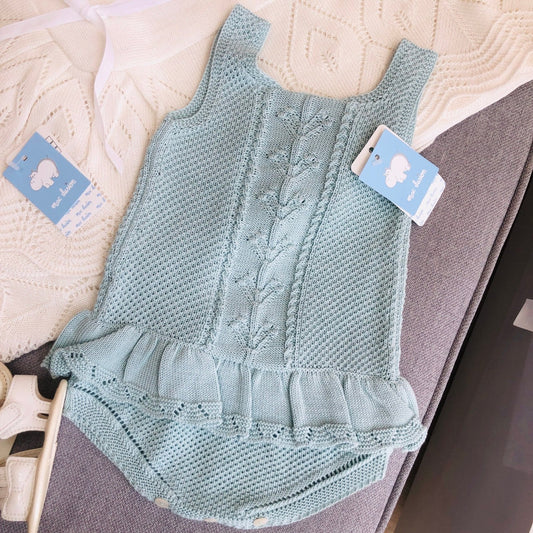 de set punto, corte español, color azul verde