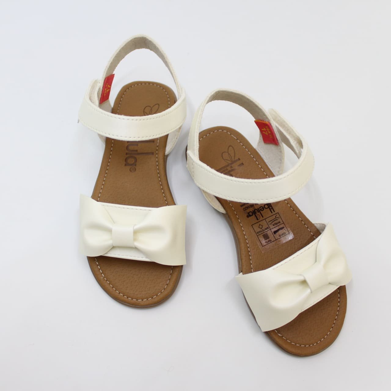 huarache color crema moño ancho cierre de velcro