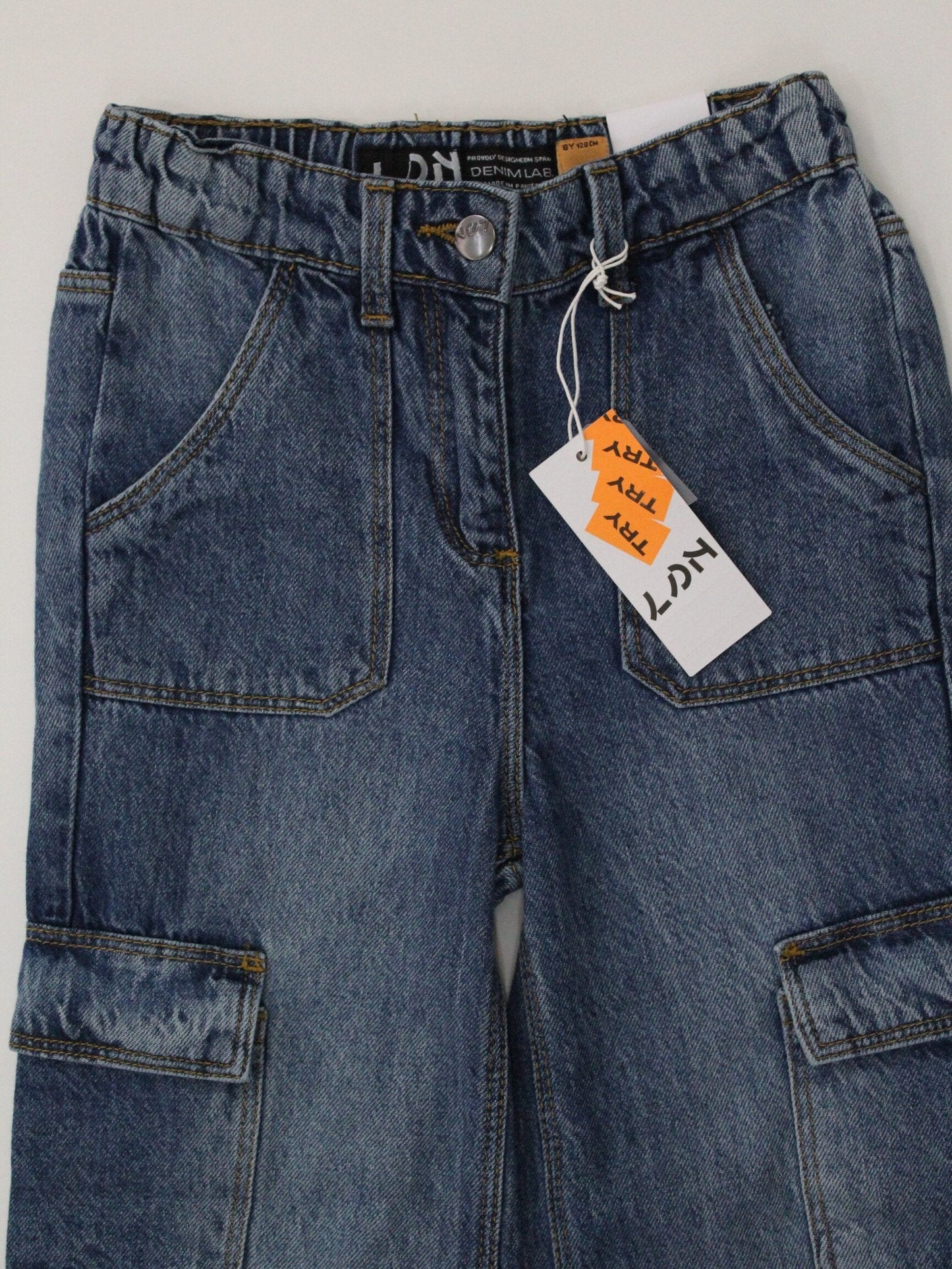 pantalón cargo, denim