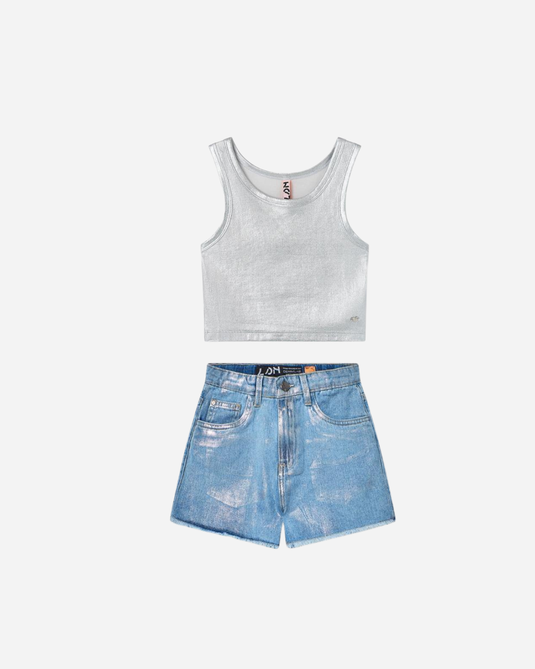 Set blusa plata con short mezclilla destello metálico