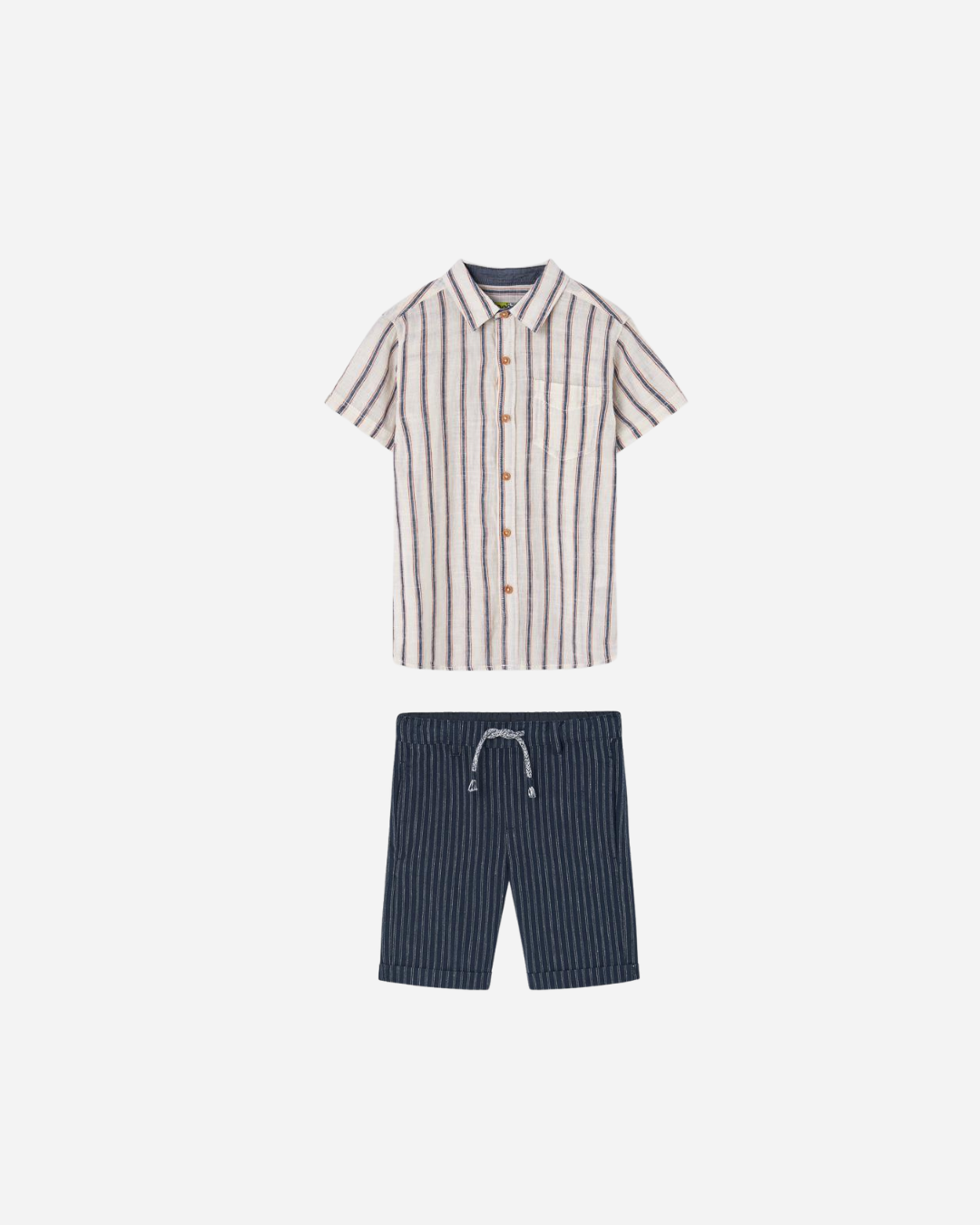 Set short y camisa a rayas para niño