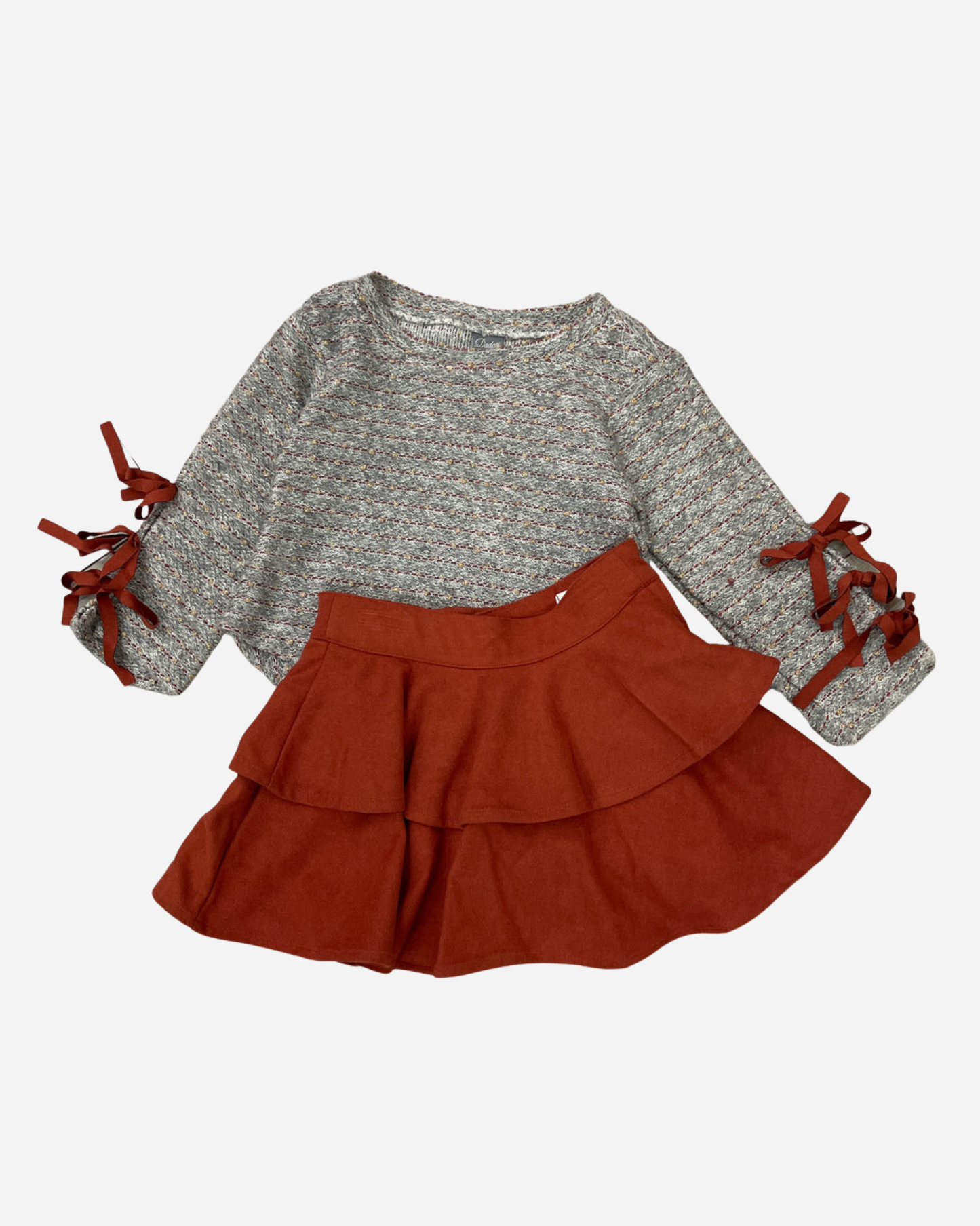 Set suéter gris y falda gamuza color teja