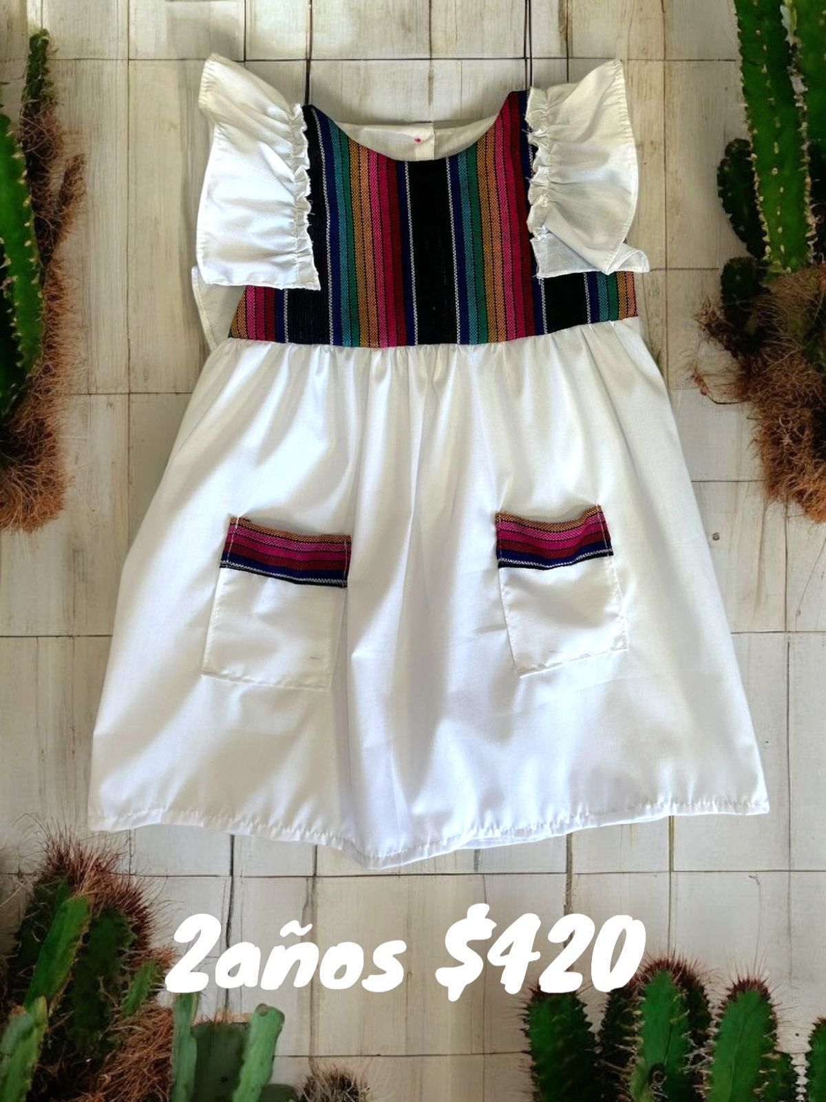 vestido patrio popelina Blanco con peto a rayas colores negro amarillo