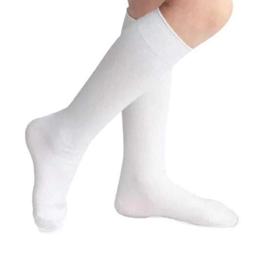 calceta escolar algodón blanco. niña