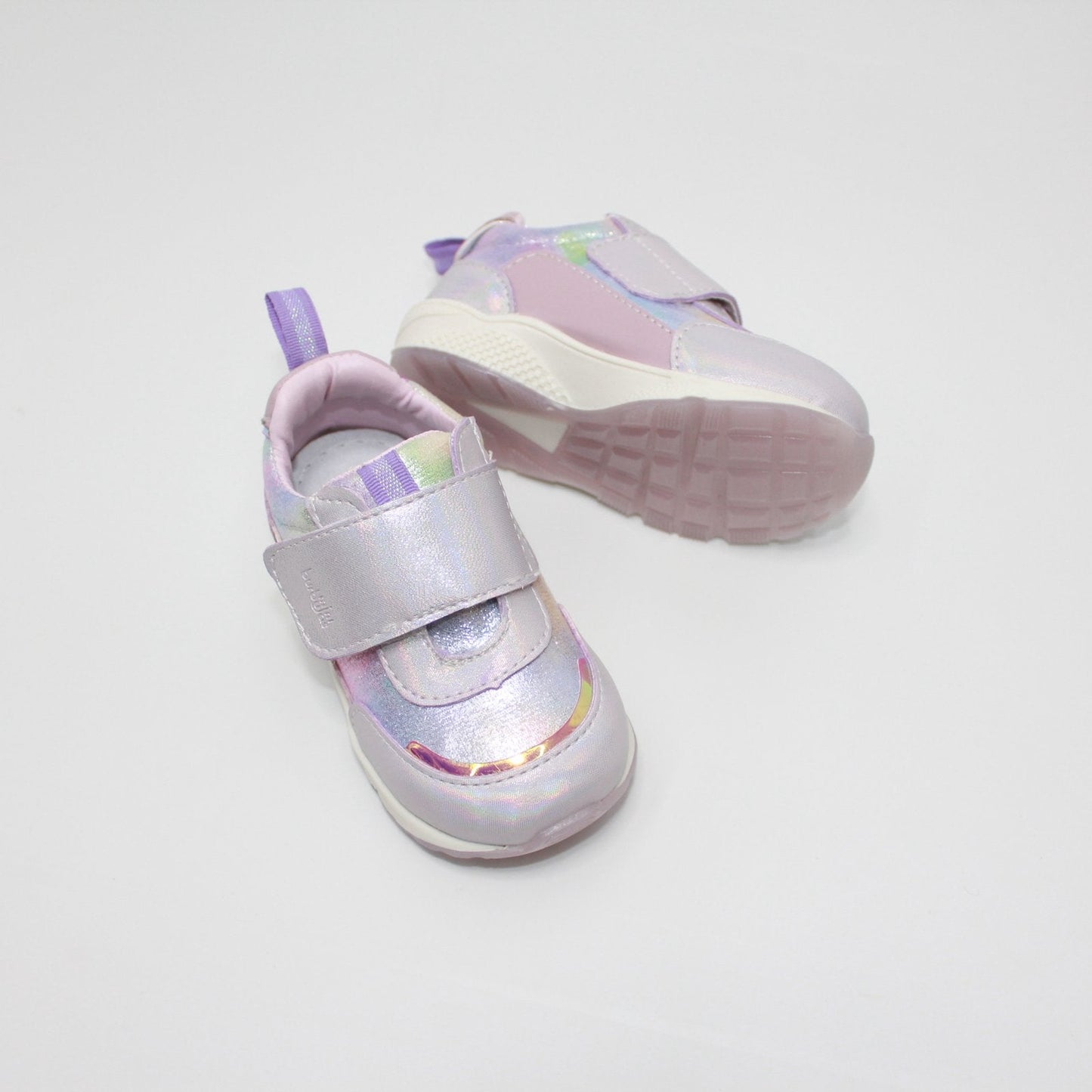 tenis tornasol lila