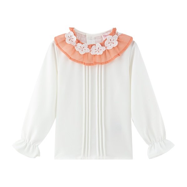 set de falda floreada y blusa blanca