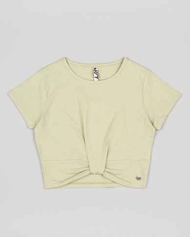 set 2 piezas short denim blanco camiseta nudo verde olivo