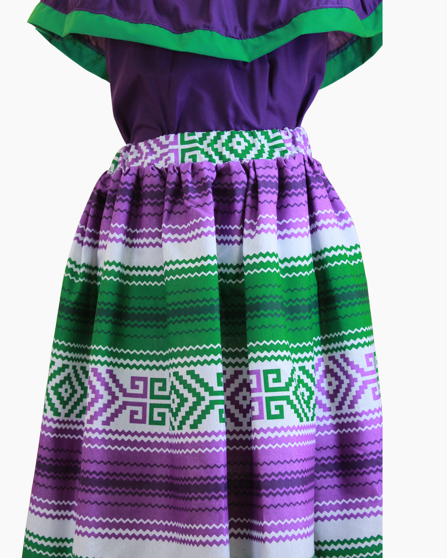 Set Patrio Falda Rayas Estilo Mexicana y Blusa Campesina Morado con Olan Verde