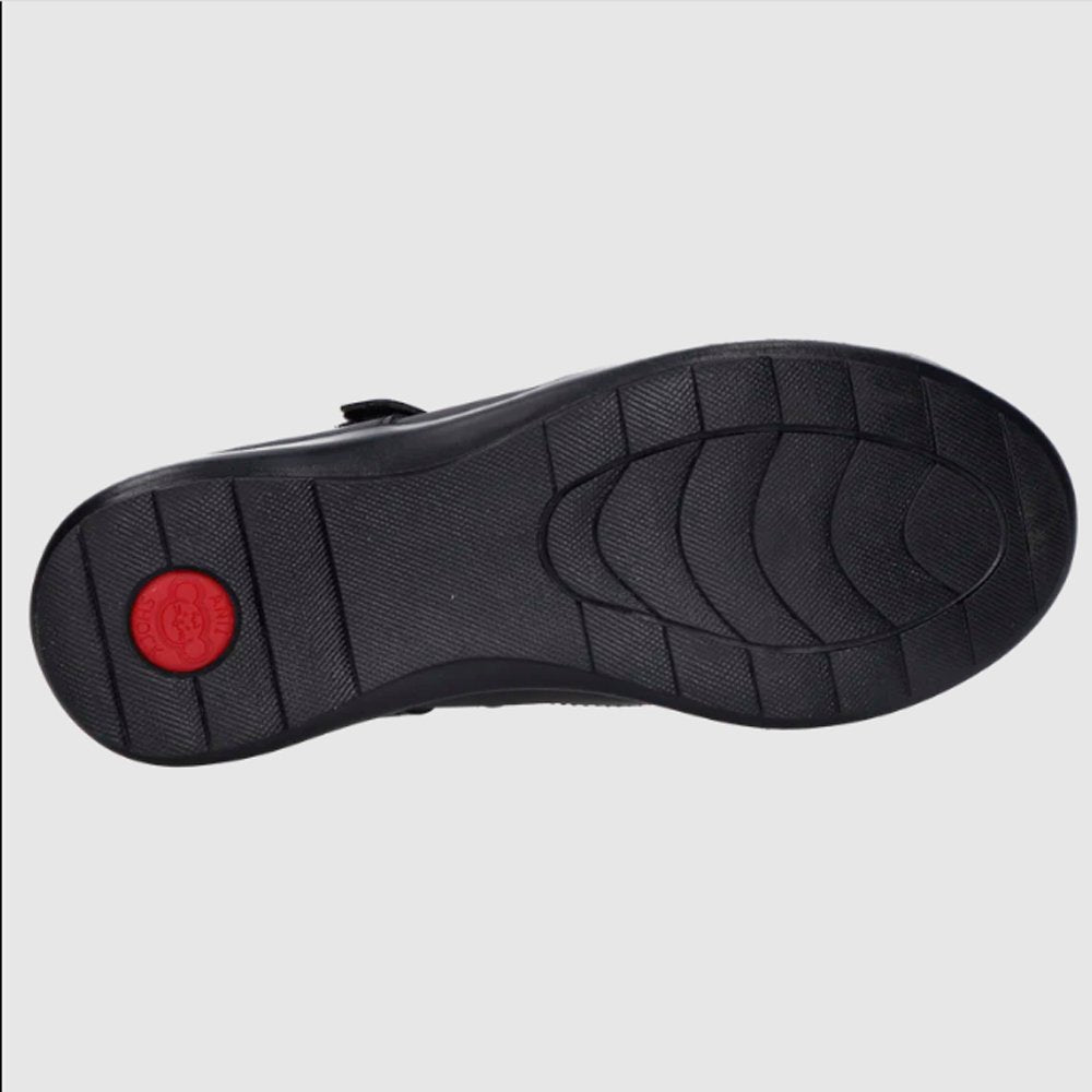 zapato escolar color negro