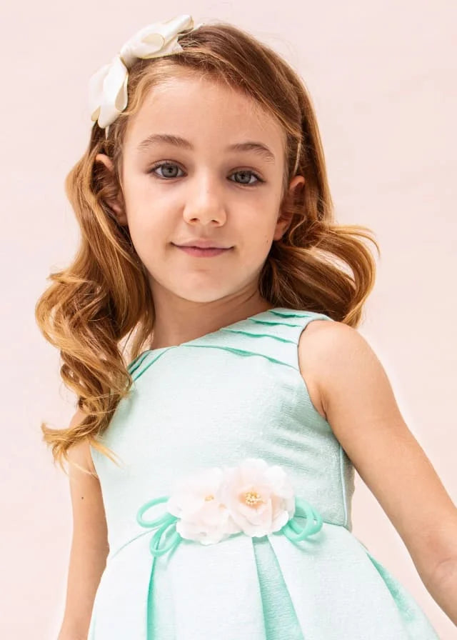 vestido con aplique floral agua