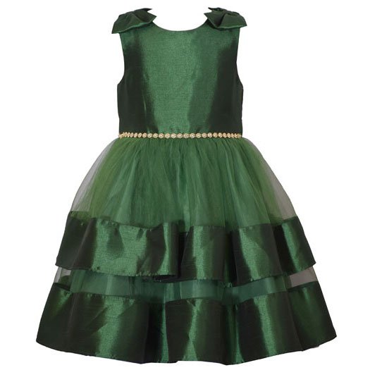 vestido saten verde, cinto oro