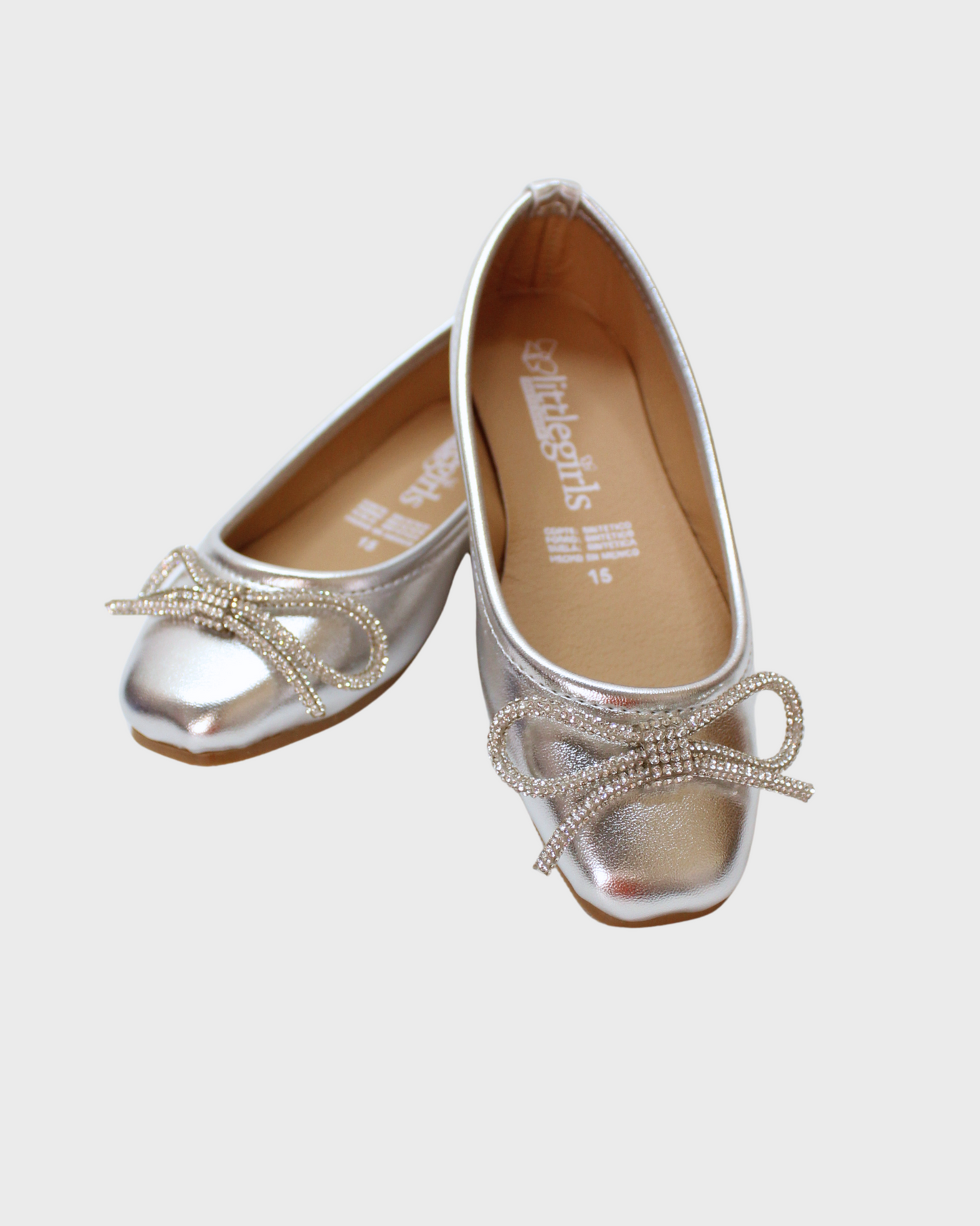 zapato flat plata con moño piedras