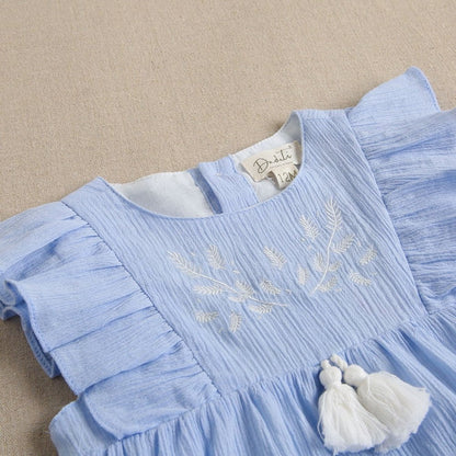 vestido de bebé niña con cubrepañal en bambula en azul celeste