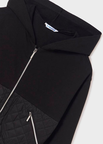 chamarra combinada color negro, capucha, mayoral