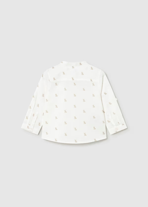 Camisa de manga larga con lino color nata y cuello mao bebé