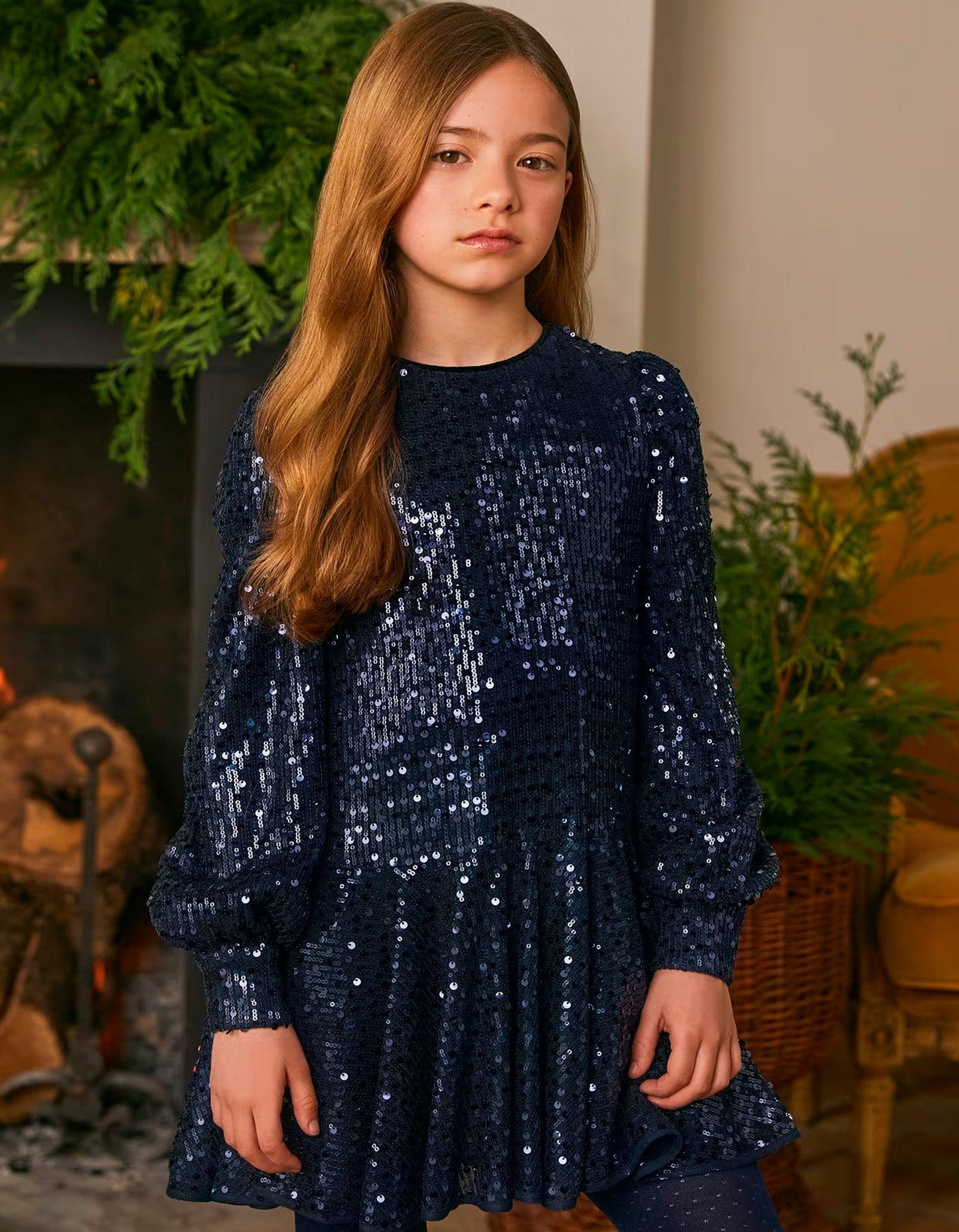 vestido lentejuela color marino, manga larga