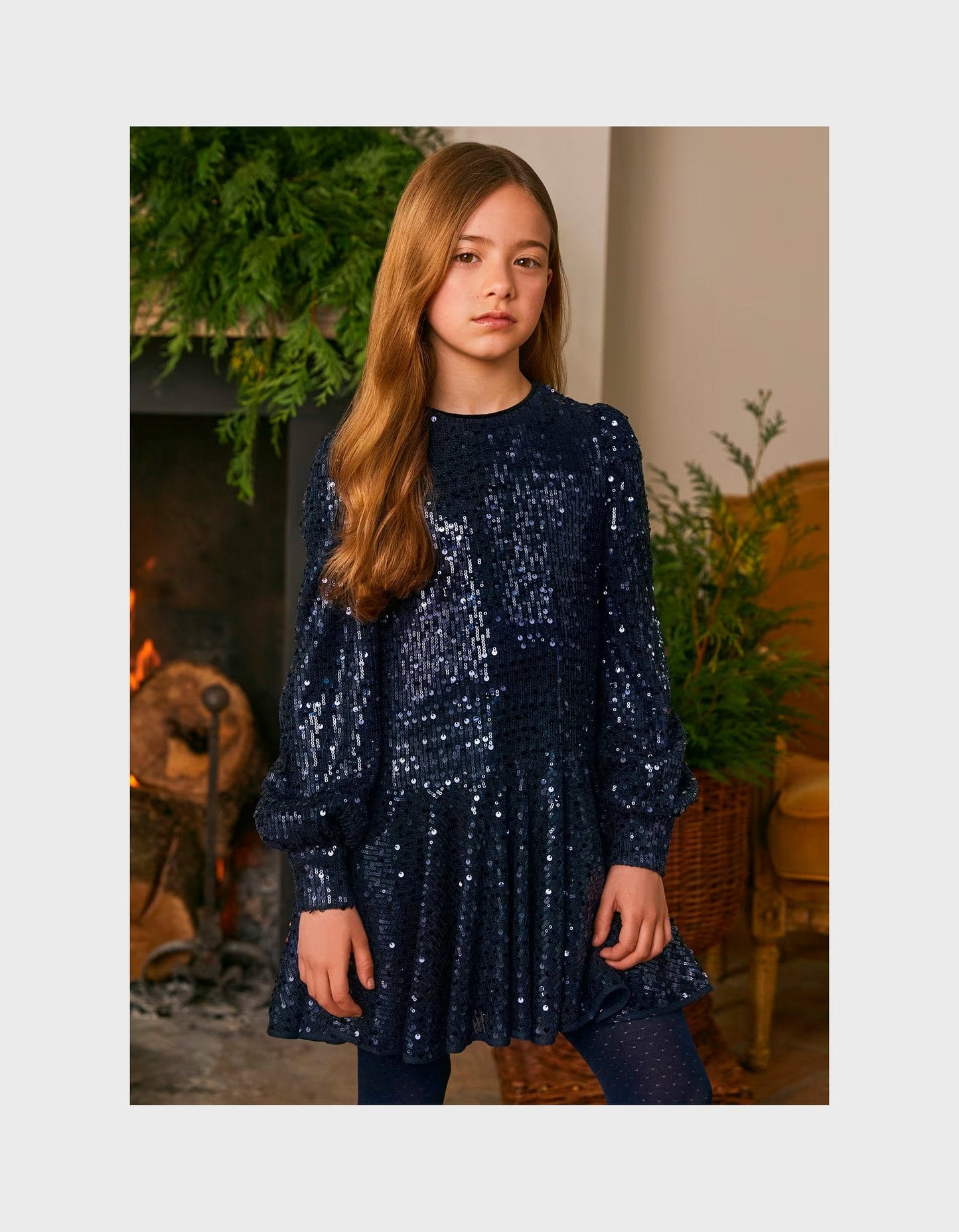 vestido lentejuela color marino, manga larga