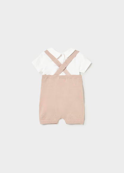 Conjunto peto color topo y playera para recién nacido