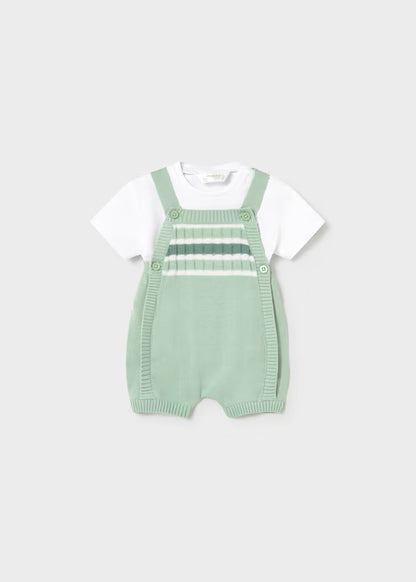 Conjunto peto verde alga y playera para recién nacido