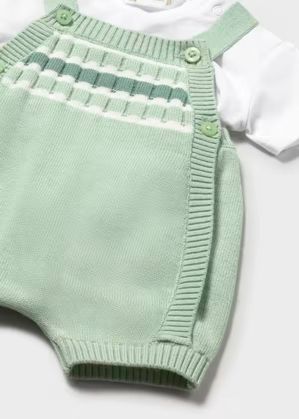 Conjunto peto verde alga y playera para recién nacido