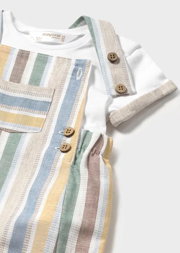 Conjunto peto a rallas con camiseta