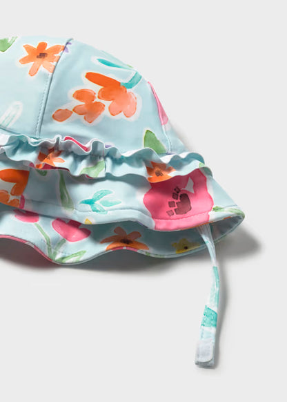 Pelele baño con gorro protección solar recién nacida