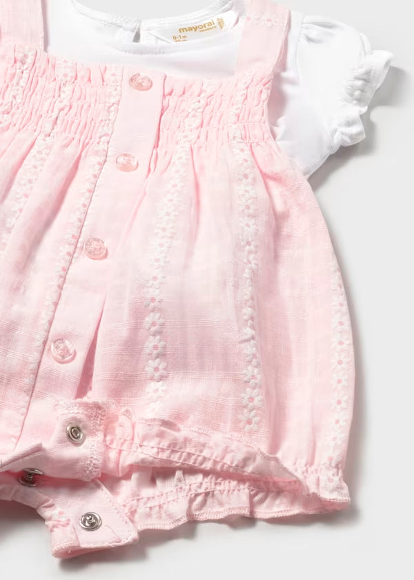 Conjunto peto rosa baby y camiseta recién nacida